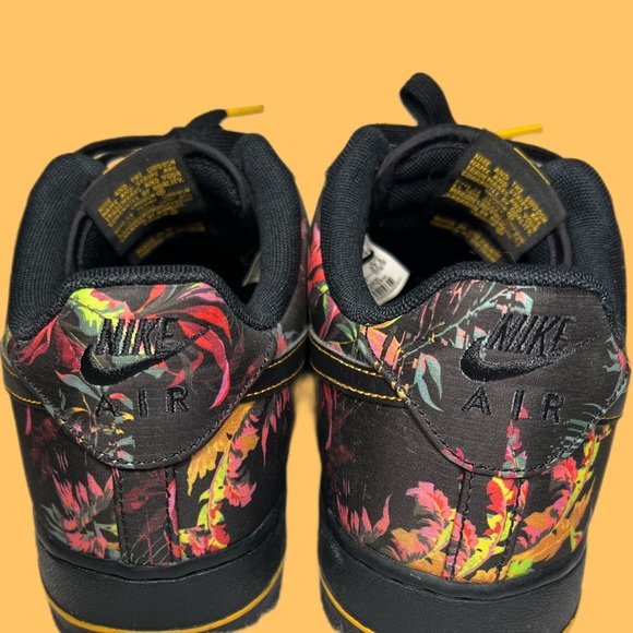 NIKE 🌴 AIR FORCE 1 ‘07 LV8’ FLORAL PACK - Picture 4 of 5